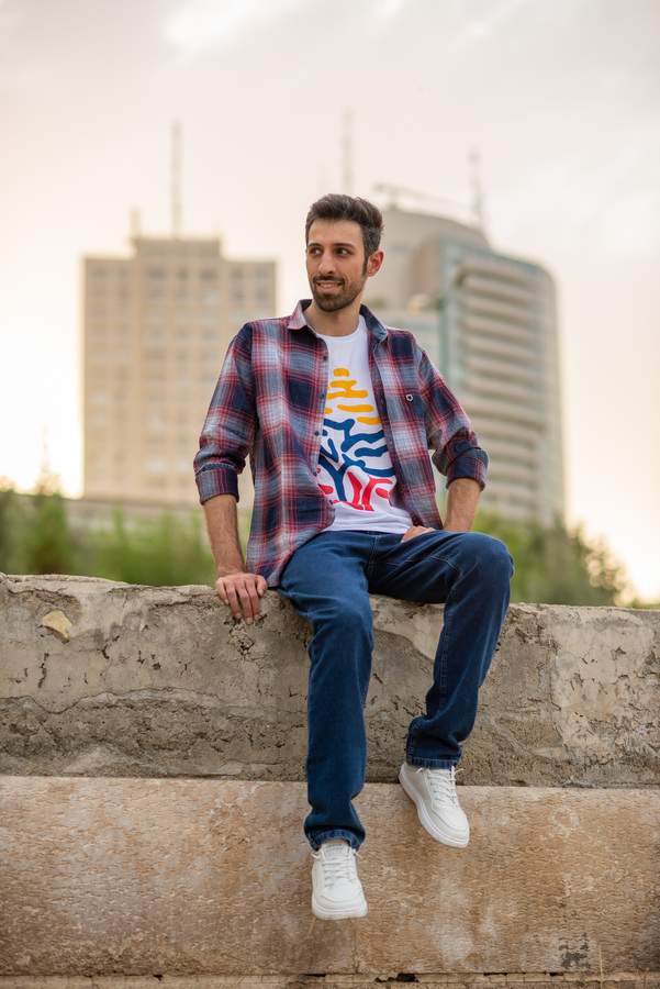 نمونه کار چهره - پروفایل