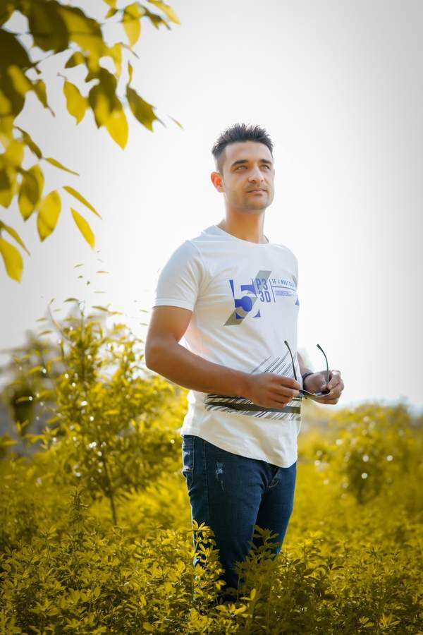 نمونه کار چهره - پروفایل