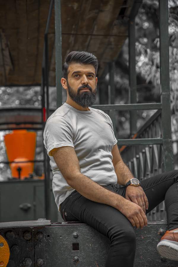 نمونه کار چهره - پروفایل