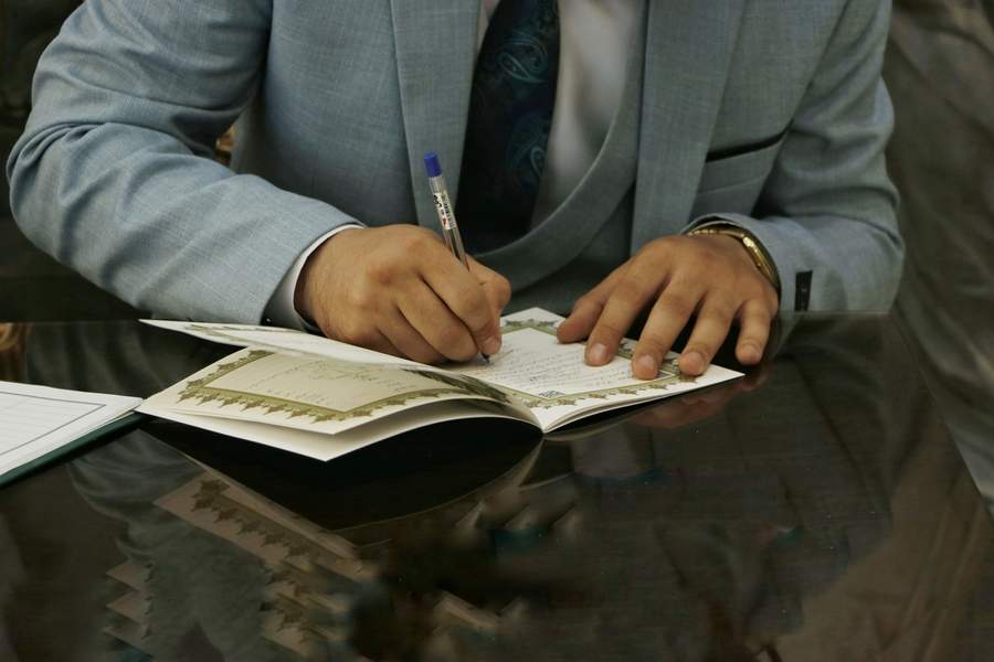 نمونه کار عقد، عروسی و فرمالیته
