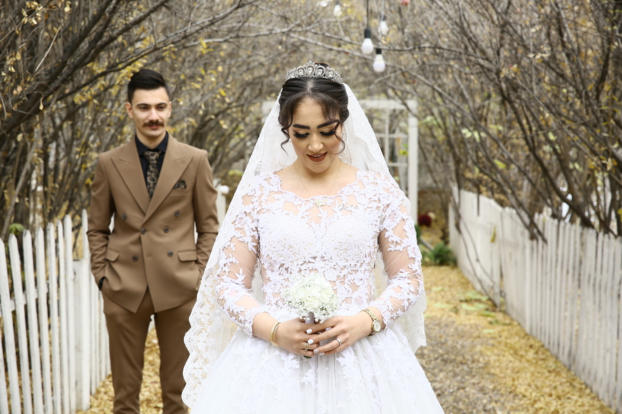 نمونه کار عقد، عروسی و فرمالیته