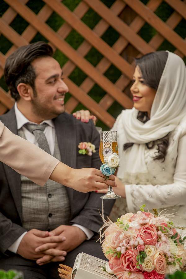 نمونه کار عقد، عروسی و فرمالیته