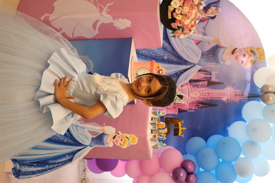 نمونه کار تولد - مهمانی - دورهمی