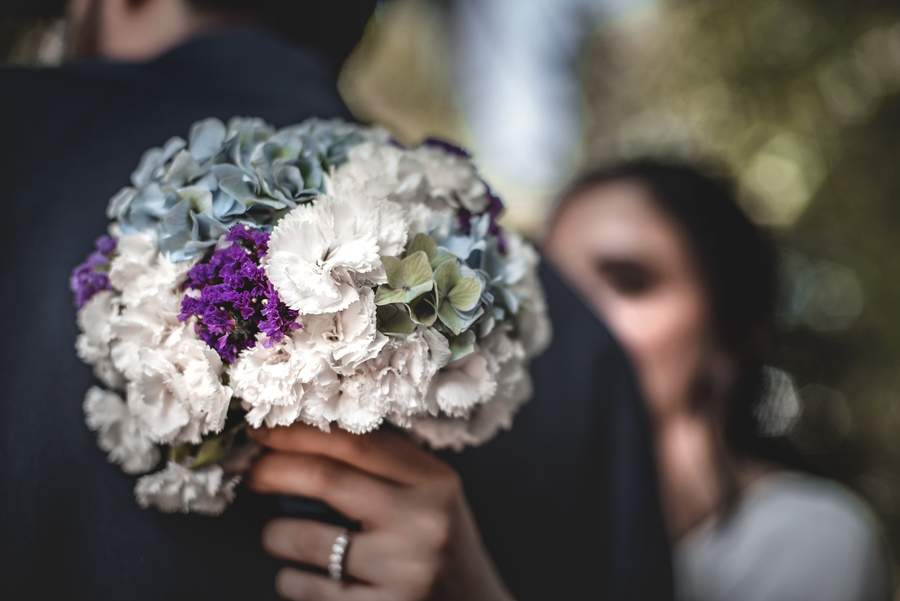 نمونه کار عقد، عروسی و فرمالیته