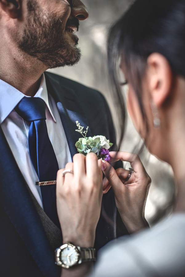 نمونه کار عقد، عروسی و فرمالیته