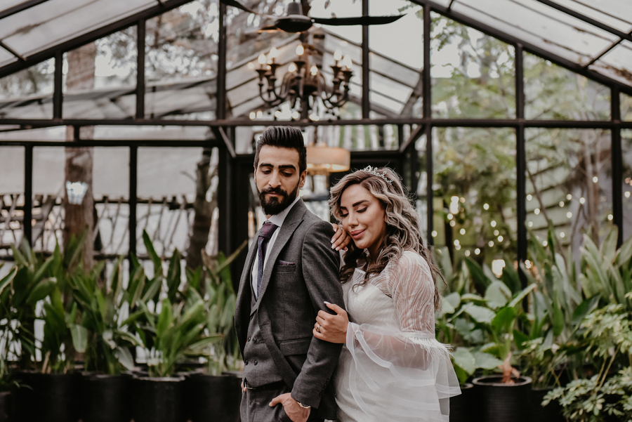 ژست عکس عروس و داماد