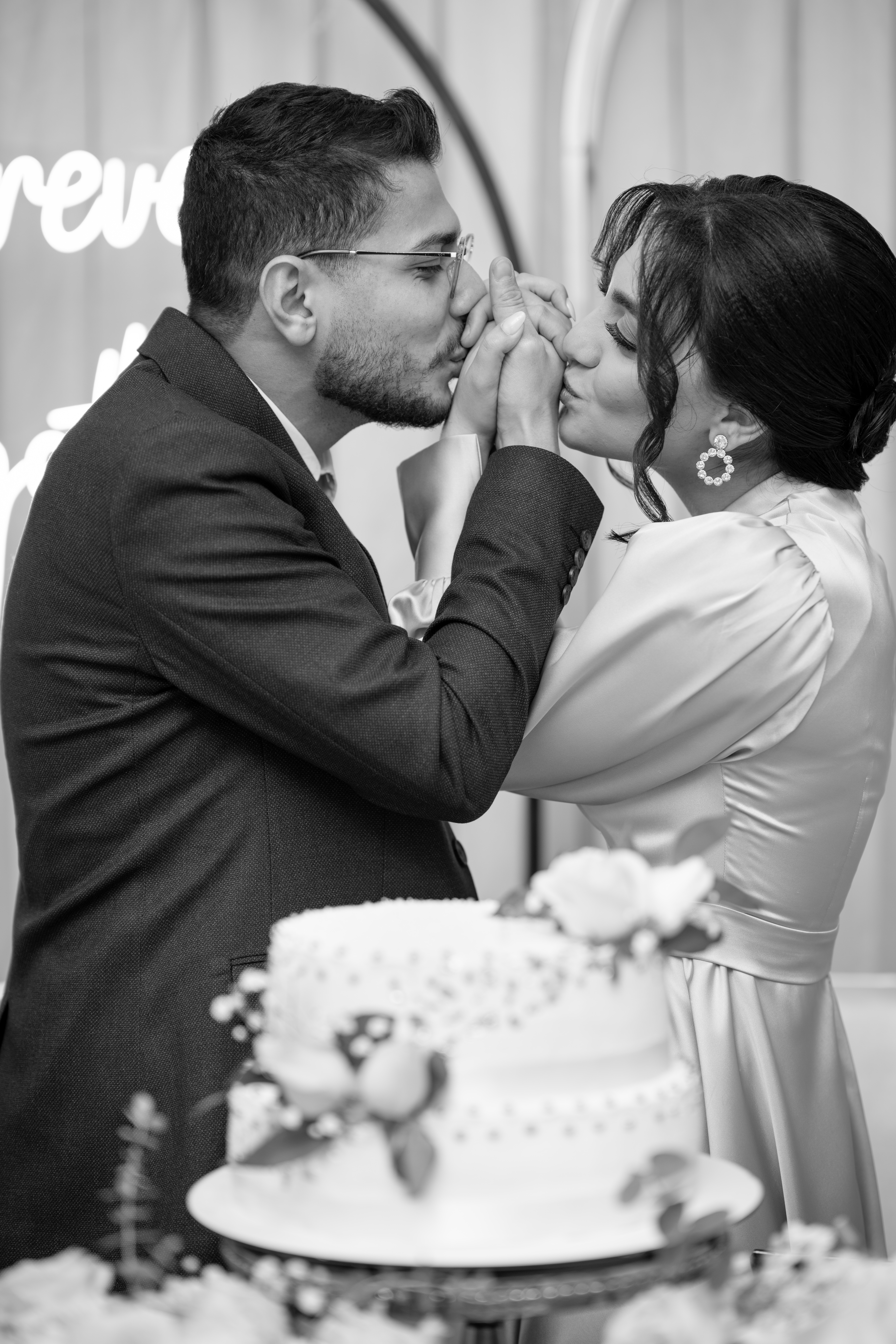 ژست عکس محضر