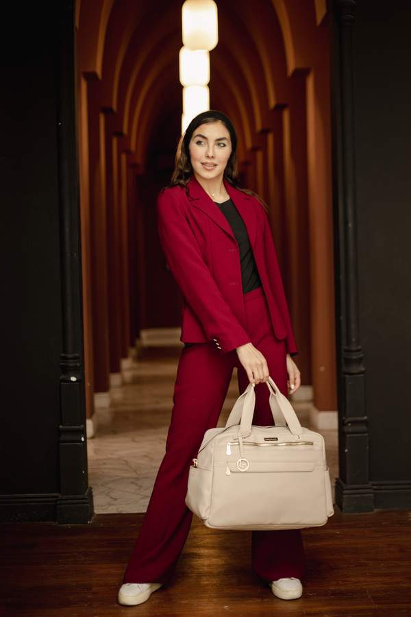 ژست عکاسی مدلینگ. ایده عکس دخترانه / زنانهو ایستادهو مدلینگو خانهو آتلیه 