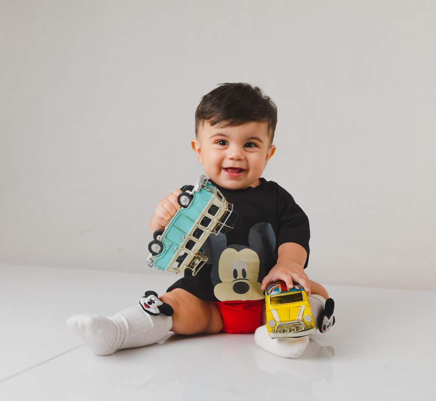 ژست عکاسی مردانه / پسرانه. ایده عکس مردانه / پسرانهو کودکو نشستهو آتلیه کودک 