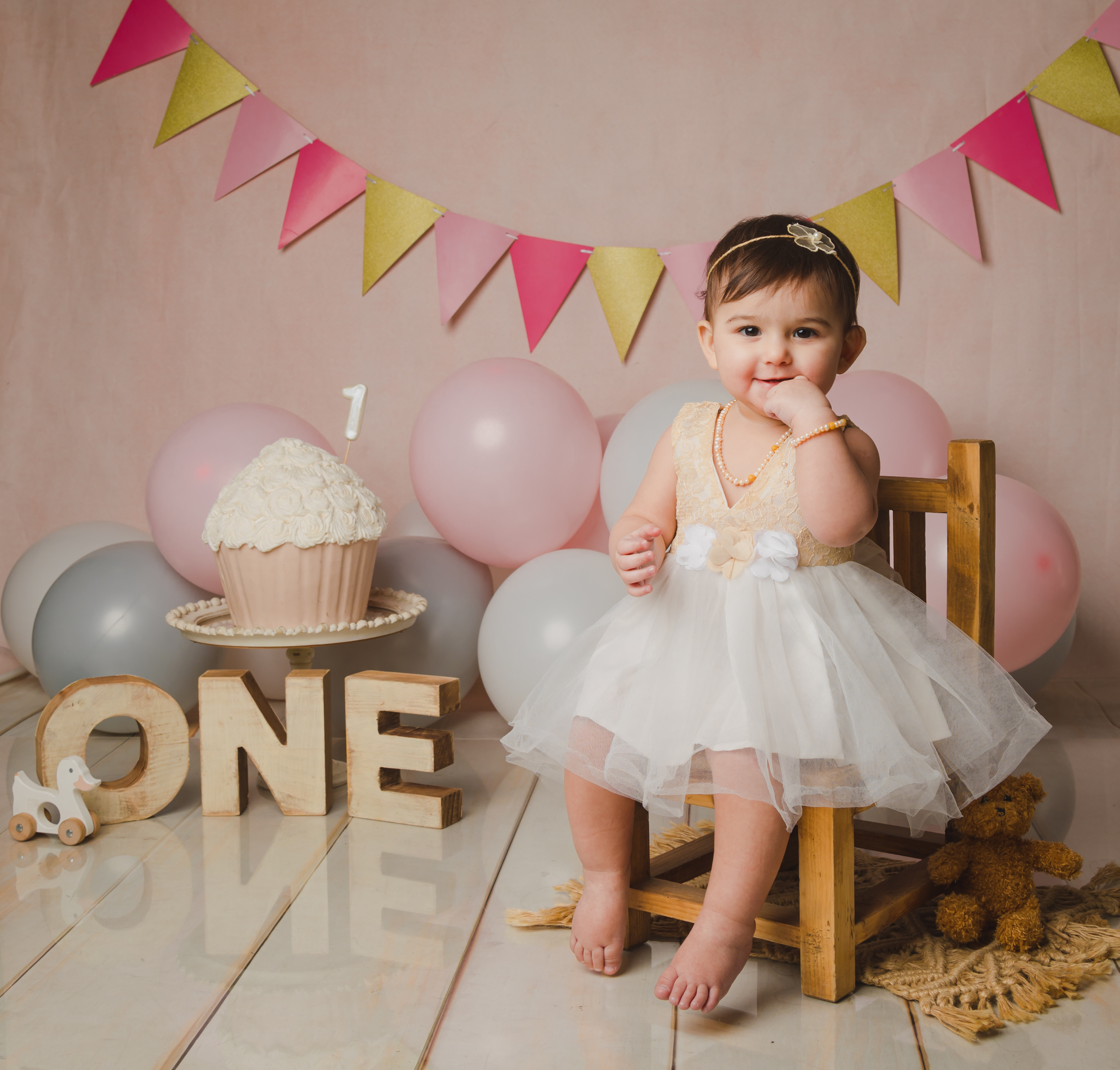 ژست عکس کودک