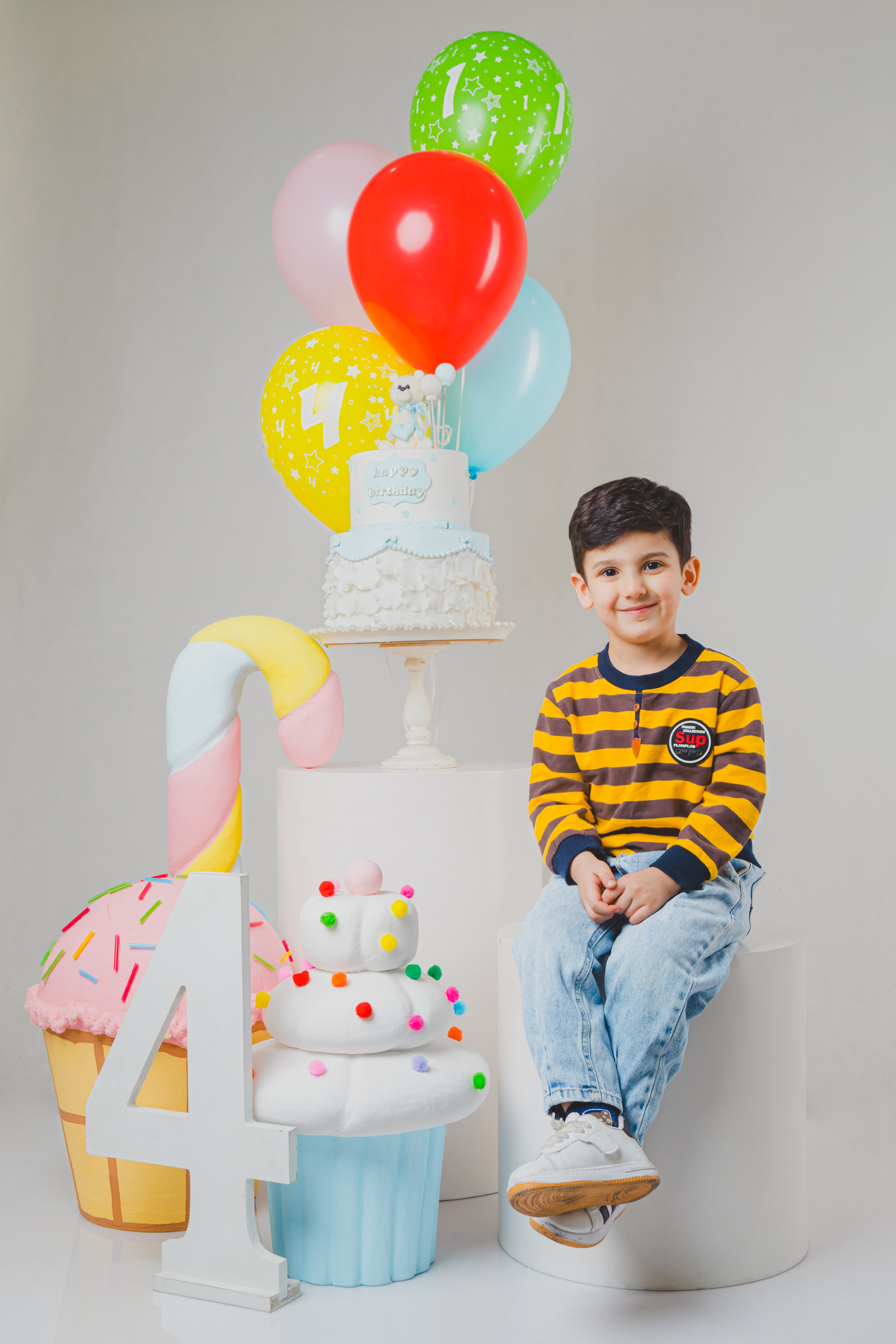 ژست عکس کودک