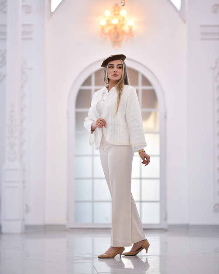 ژست عکس دخترانه / زنانه