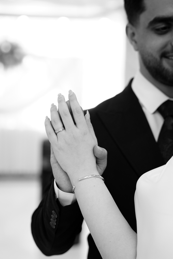 ژست عکس عروس و داماد