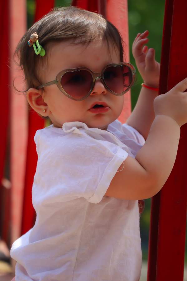 ژست عکاسی ایستاده. ایده عکس دخترانه / زنانهو کودکو ایستادهو طبیعت / فضای باز 