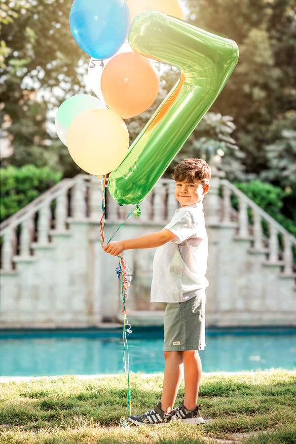 ژست عکاسی مردانه / پسرانه. ایده عکس مردانه / پسرانهو ایستادهو طبیعت / فضای باز 