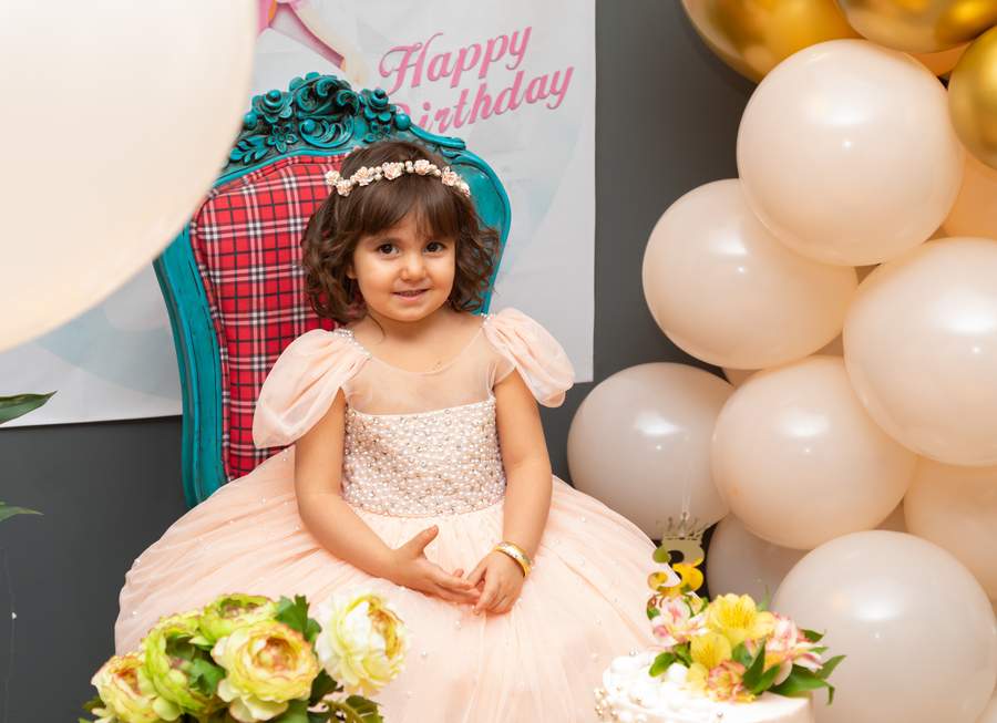 نمونه کار تولد - مهمانی - دورهمی