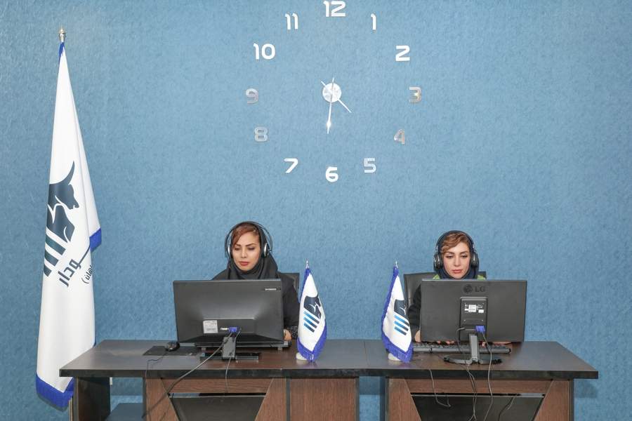 نمونه کار چهره - پروفایل