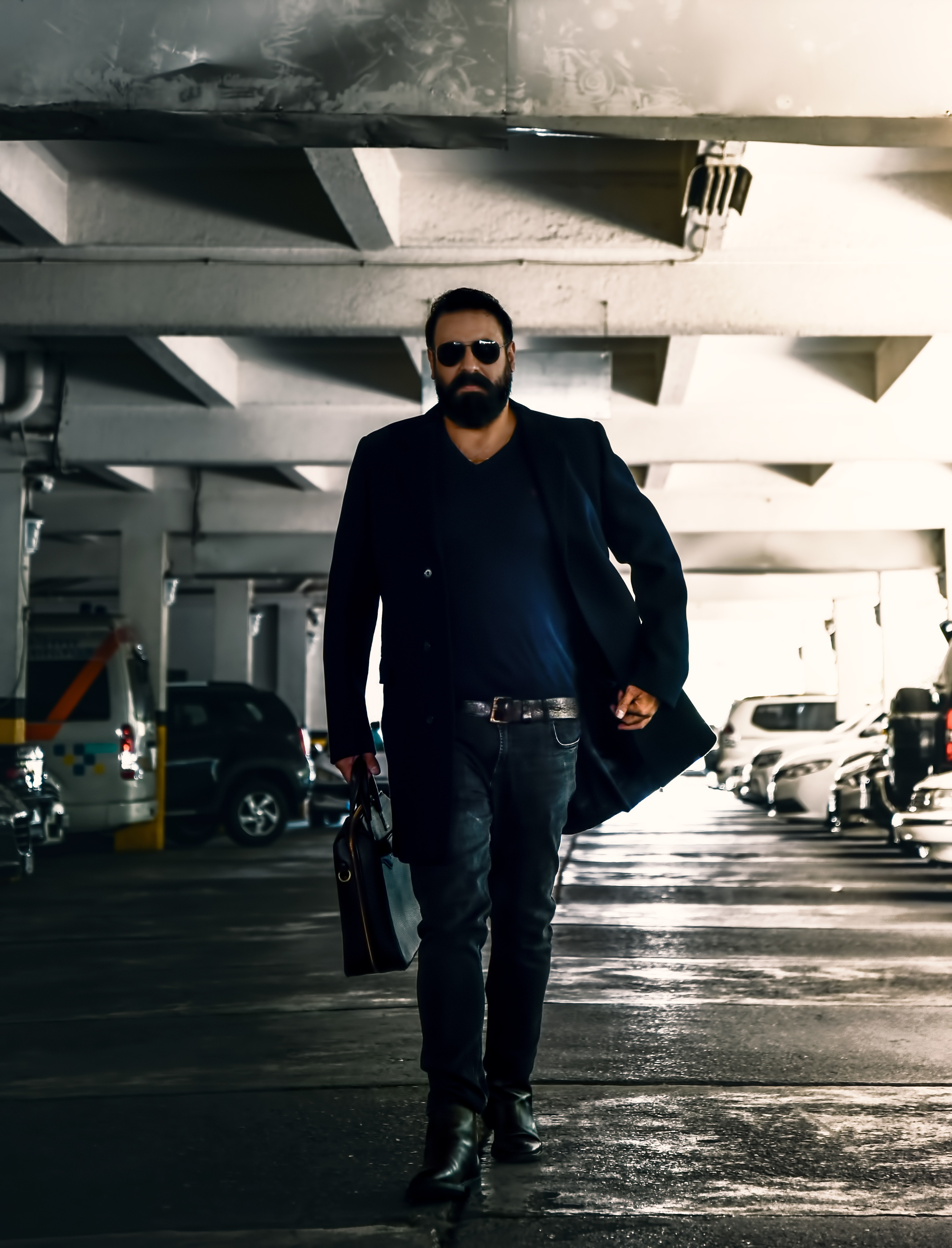 ژست عکس مردانه / پسرانه