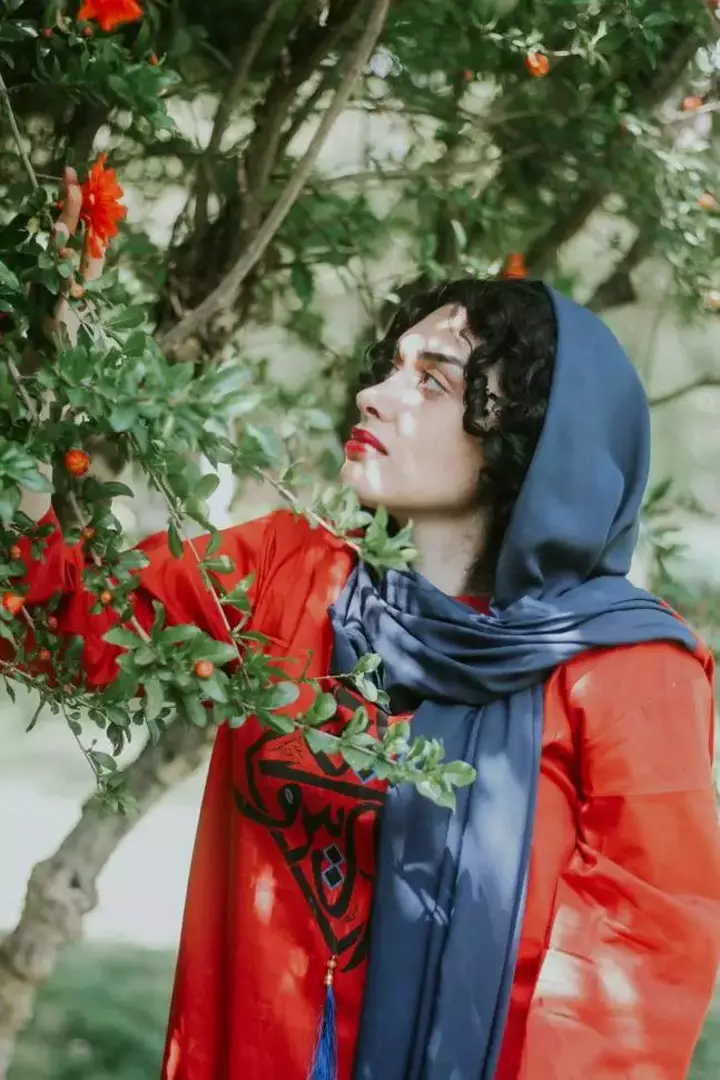 نمونه کار از نیلوفر رمضانی