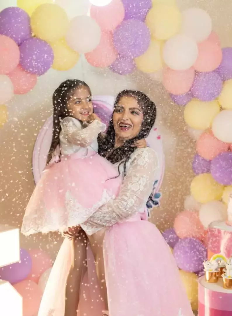 نمونه کار از ساناز همتی