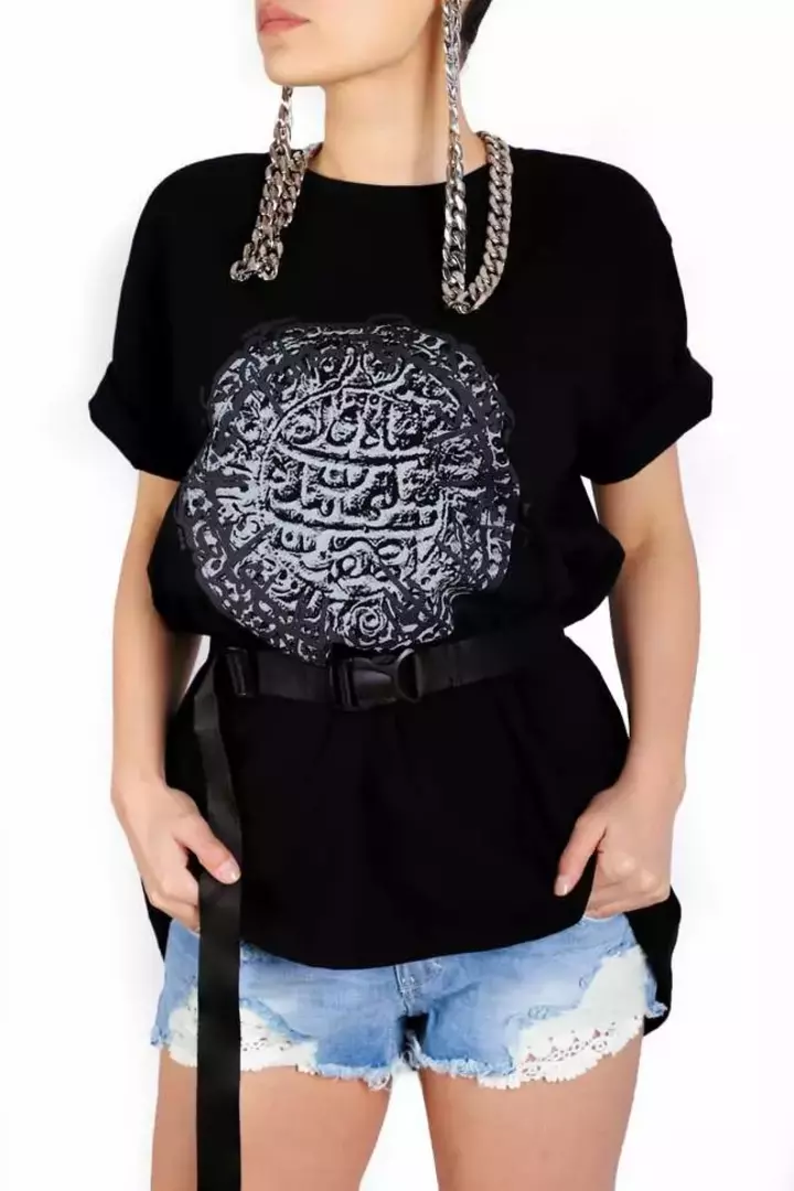 نمونه کار عکاسی مدلینگ ، پوشاک و لباس توسط پارسایی که در تاریخ 1400-04-16 ** چهارشنبه  **  ساعت 12:21AM بارگذاری شده است.