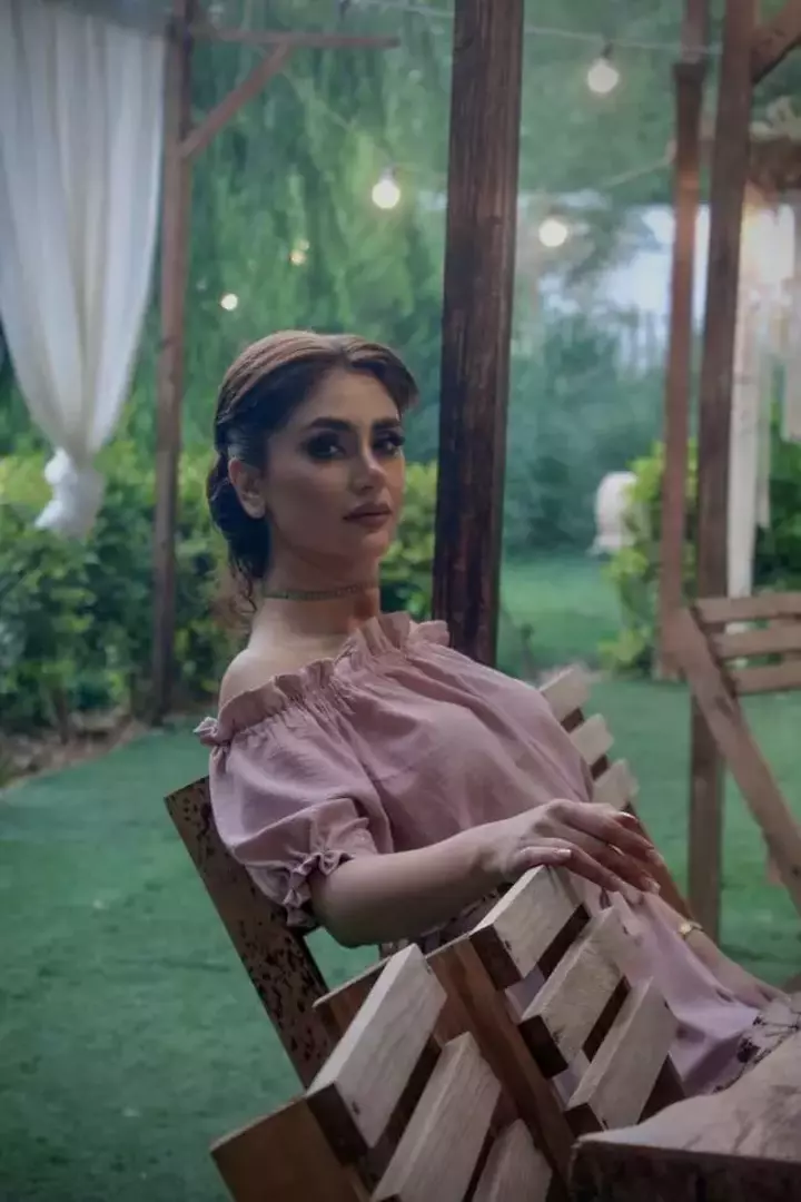 نمونه کار از عاطفه آجرلو