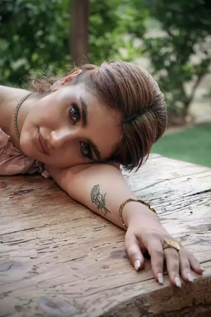 نمونه کار از عاطفه آجرلو