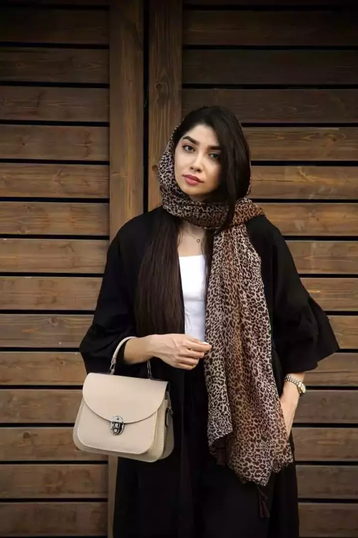 نمونه کار از عاطفه آجرلو