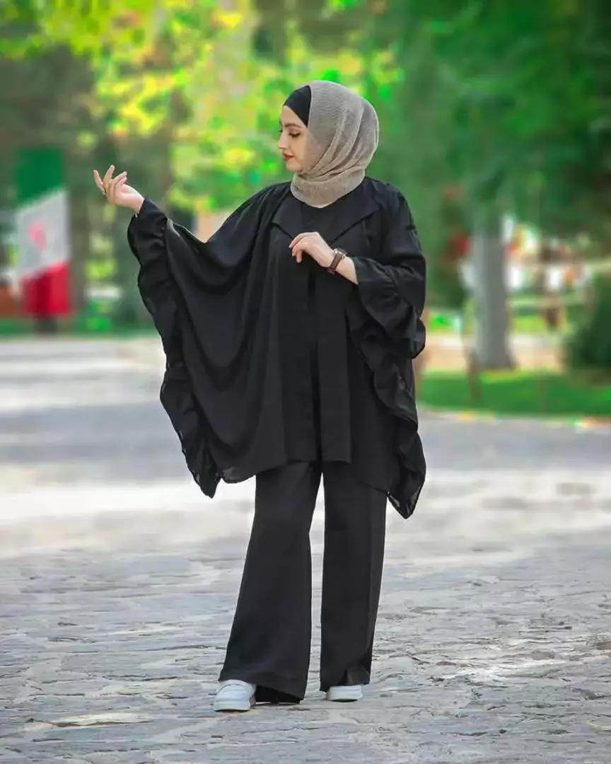 نمونه کار عکاسی مدلینگ ، پوشاک و لباس توسط رباط جزی که در تاریخ 1400-06-06 ** شنبه  **  ساعت 01:42PM بارگذاری شده است.