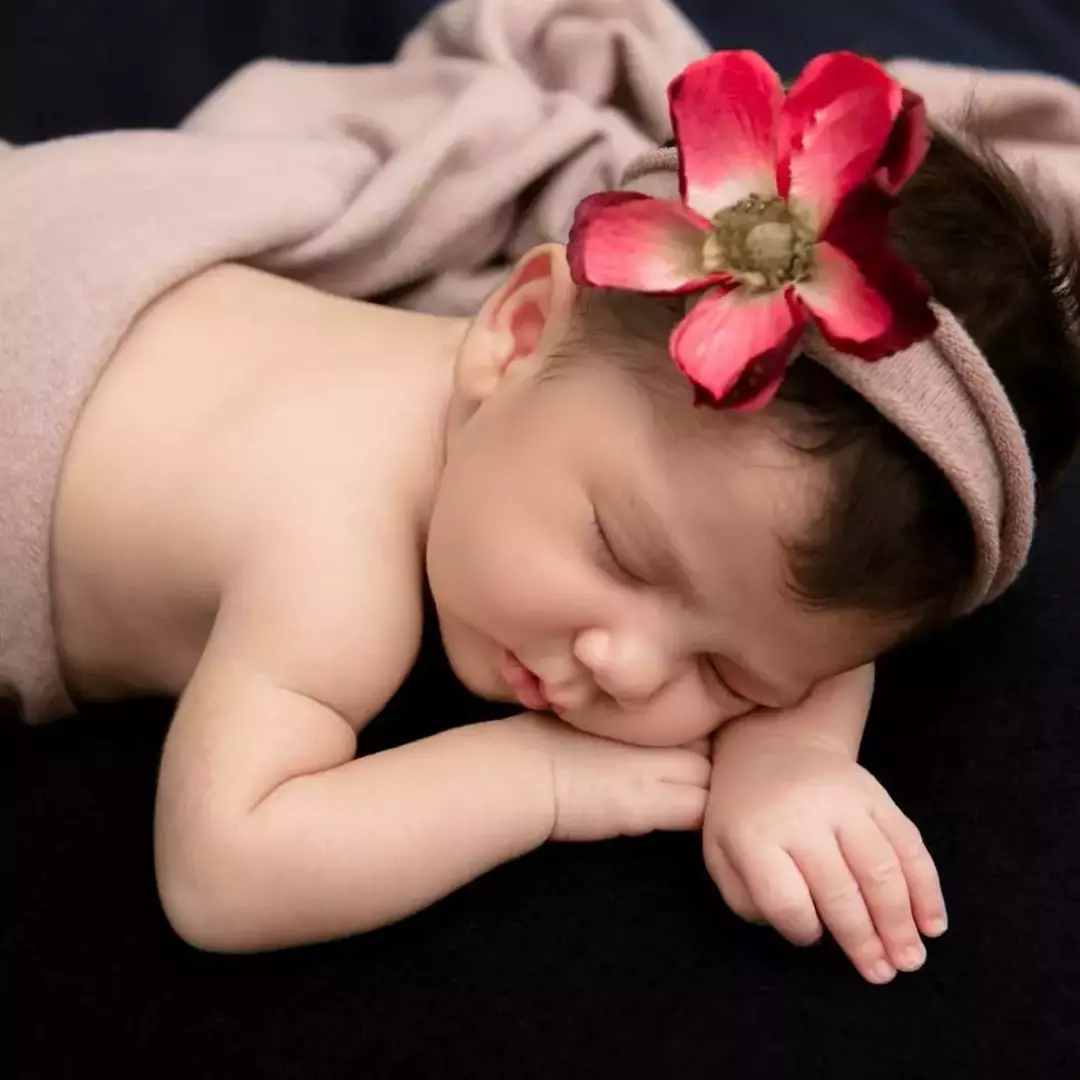 عکاسی نوزاد از طهورا, محمدزاده