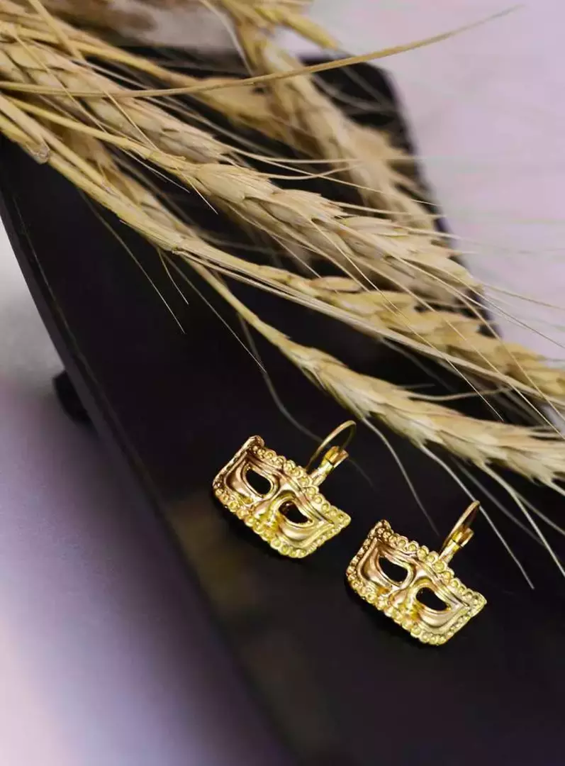 عکاسی طلا و جواهر از بیتا حکیم زاده