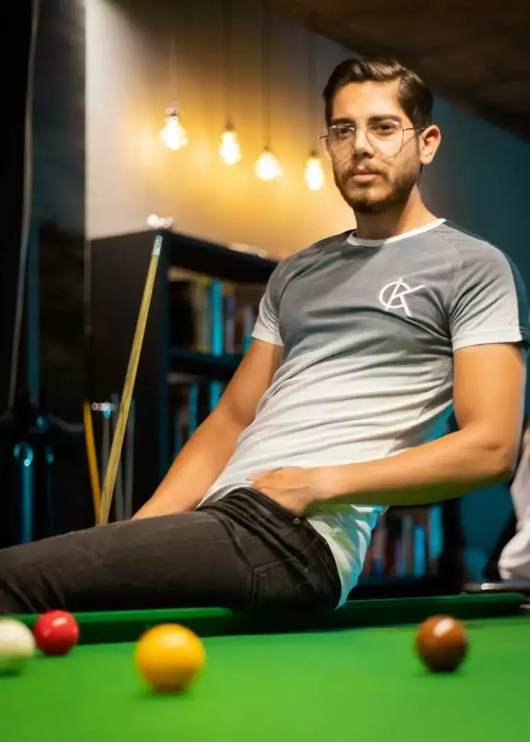 عکاسی چهره - پروفایل از ساناز همتی