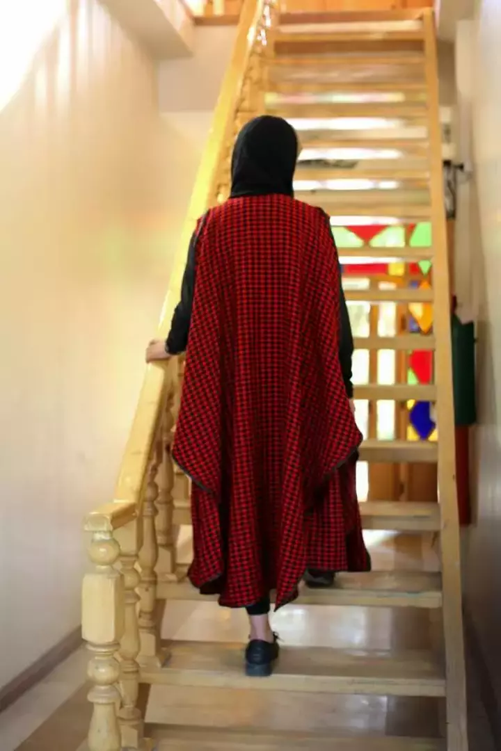 نمونه کار عکاسی مدلینگ ، پوشاک و لباس توسط میرزایی که در تاریخ 1400-08-30 ** یک‌شنبه  **  ساعت 12:37AM بارگذاری شده است.