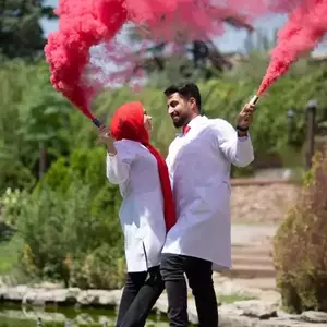 ژست عکس فارغ التحصیلی