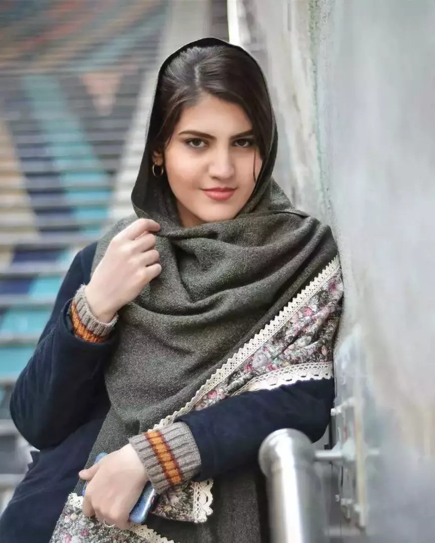 نمونه کار عکاسی مدلینگ ، پوشاک و لباس توسط محمدی ثمر که در تاریخ 1397-06-20 ** سه‌شنبه  **  ساعت 12:07PM بارگذاری شده است.