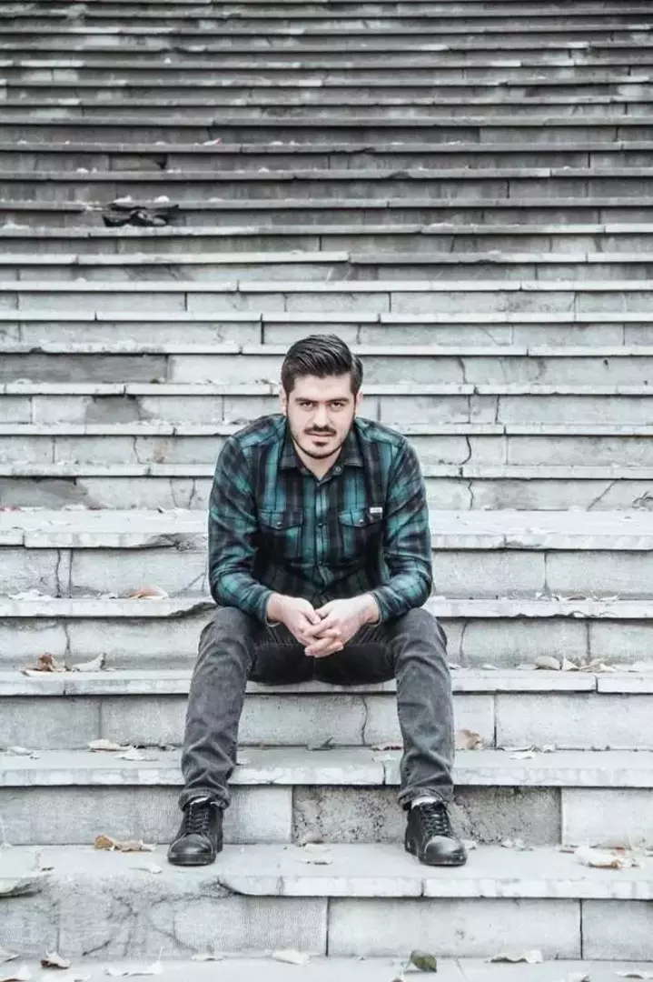 نمونه کار از علی جهانگیریان