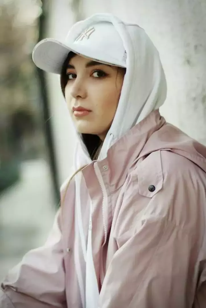 نمونه کار از هلیا مروتی
