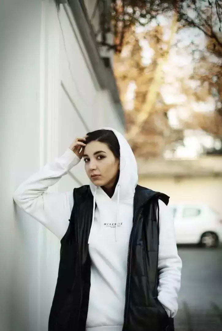 نمونه کار از هلیا مروتی