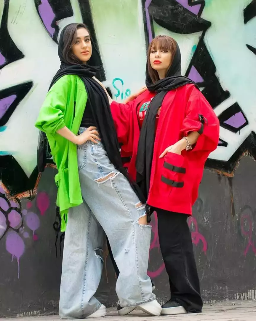 نمونه کار از احمدرضا احمدی