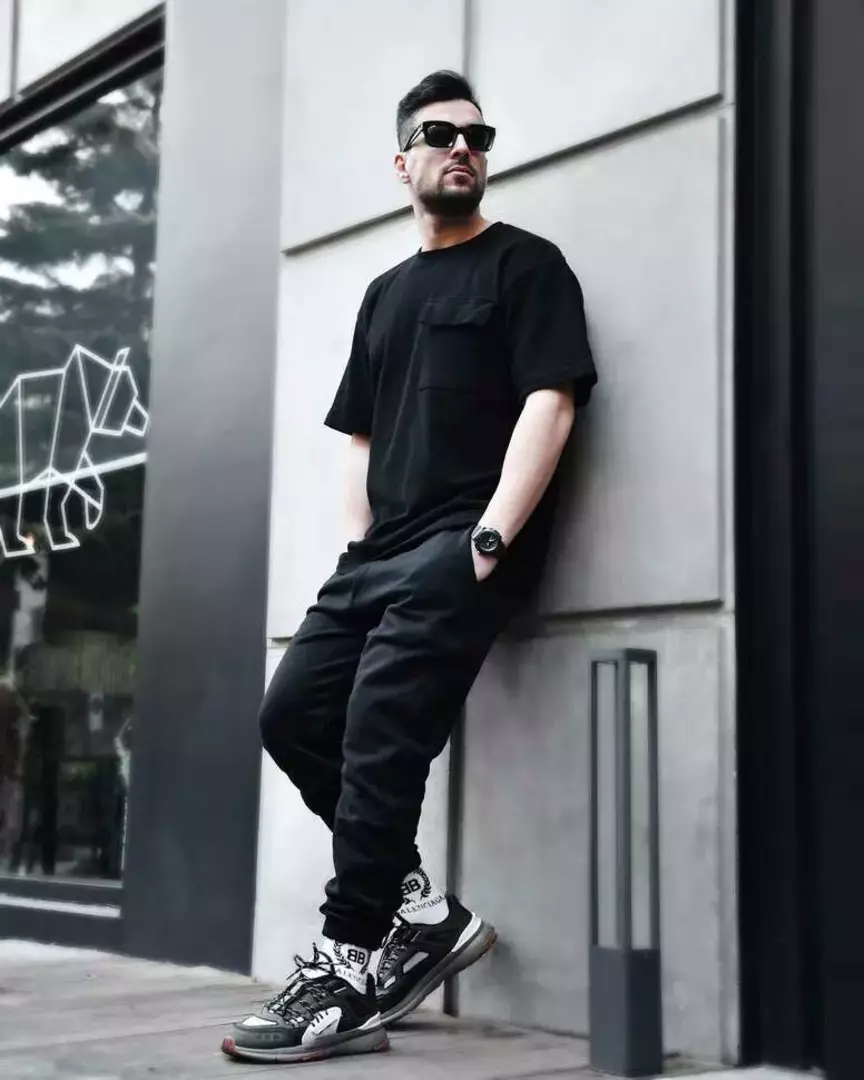 نمونه کار از نیلوفر رمضانی