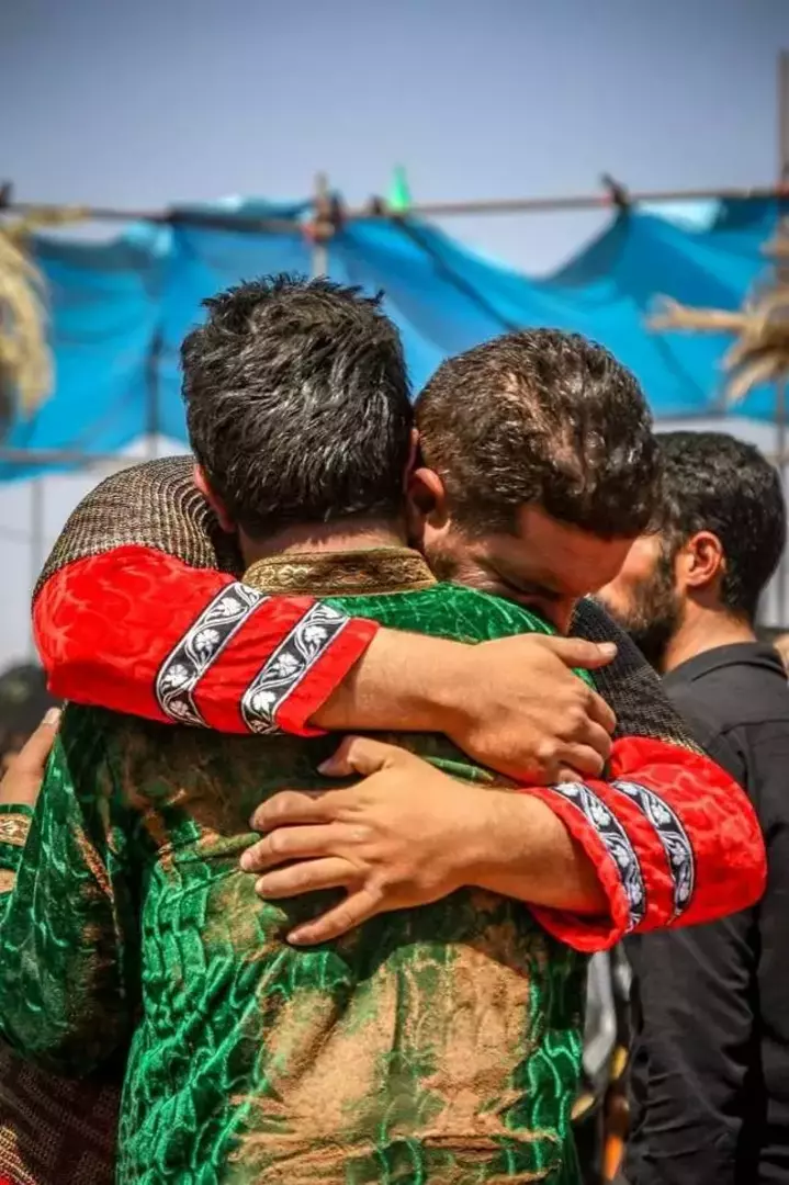 نمونه کار عکاسی مذهبی توسط غیاث که در تاریخ 1400-12-08 ** یک‌شنبه  **  ساعت 12:24PM بارگذاری شده است.