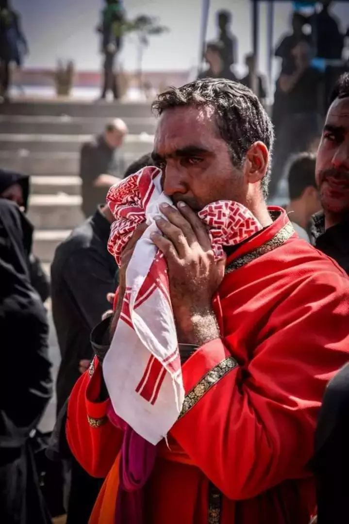 نمونه کار عکاسی مذهبی توسط غیاث که در تاریخ 1400-12-08 ** یک‌شنبه  **  ساعت 12:24PM بارگذاری شده است.