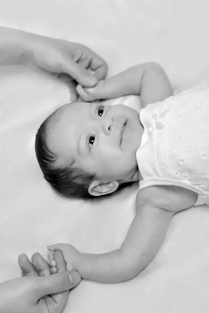 عکاسی نوزاد از بیتا حکیم زاده