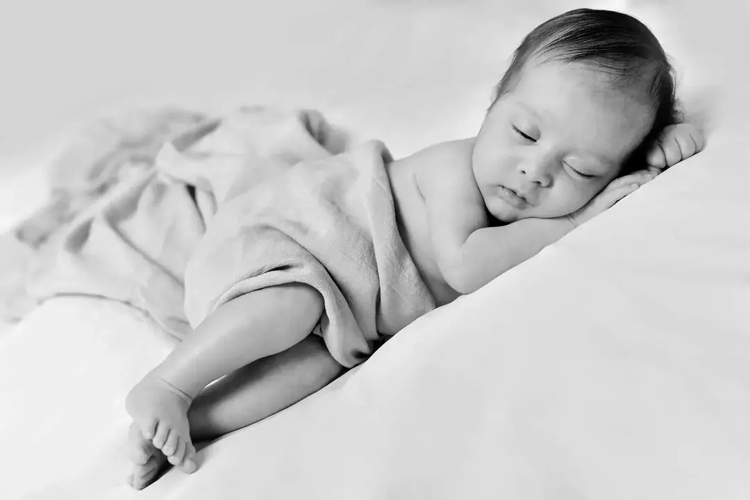 عکاسی نوزاد از بیتا حکیم زاده