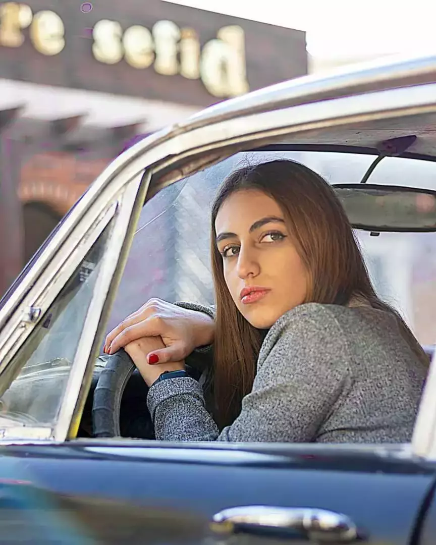 نمونه کار از رومینا احمدیان