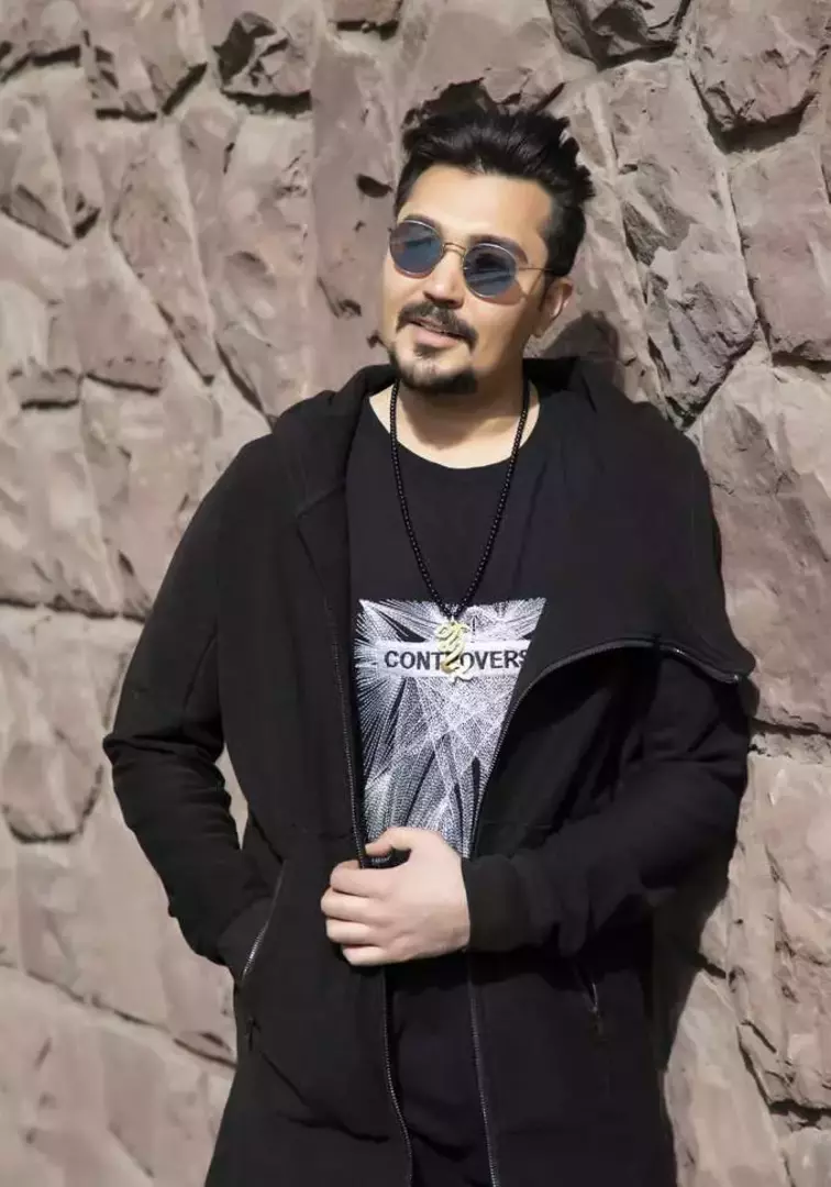نمونه کار عکاسی مدلینگ ، پوشاک و لباس توسط میناییان که در تاریخ 1401-01-24 ** چهارشنبه  **  ساعت 02:56PM بارگذاری شده است.