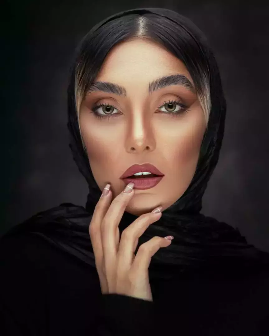نمونه کار از هادی  ایزدپور 