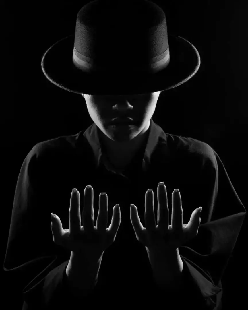 عکاسی چهره - پروفایل از مریم السادات میرمحمد