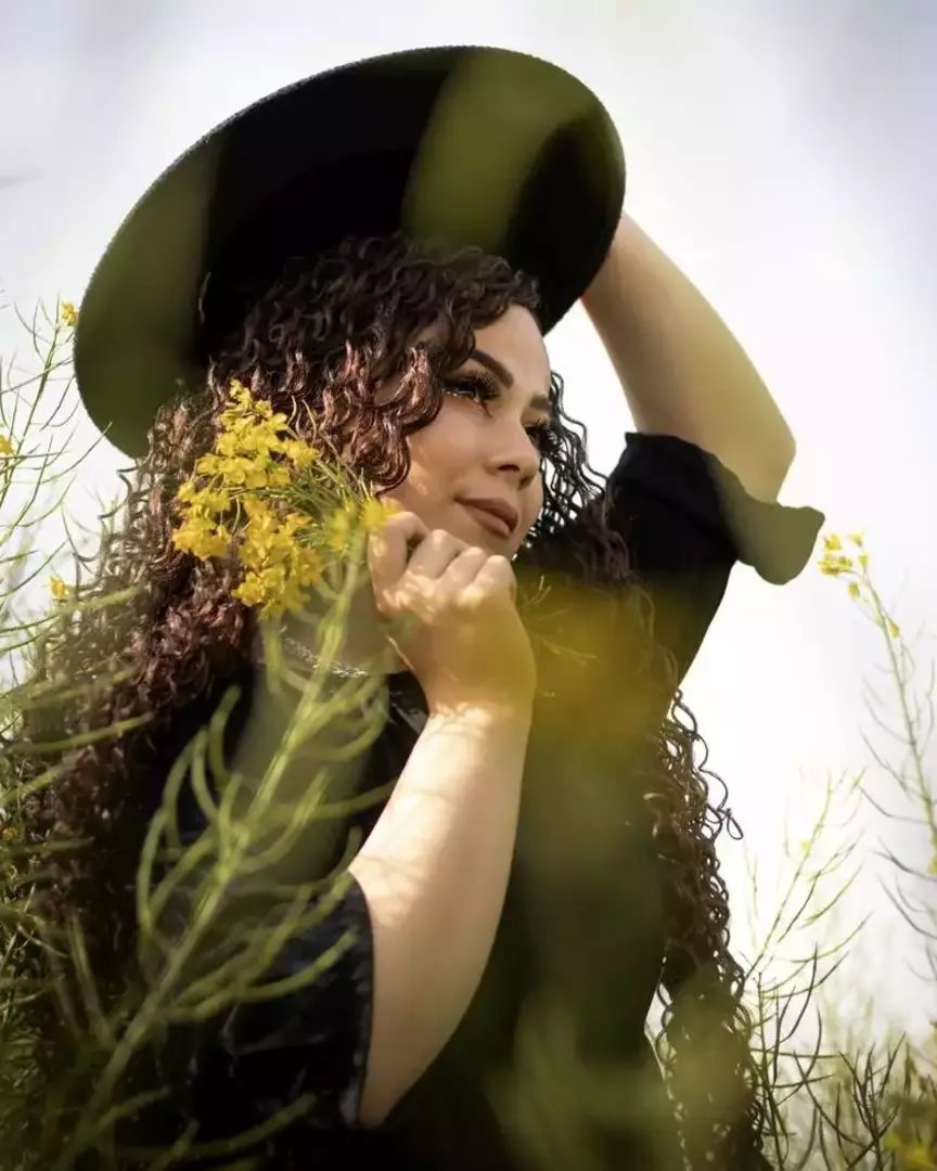 نمونه کار از رومینا احمدیان