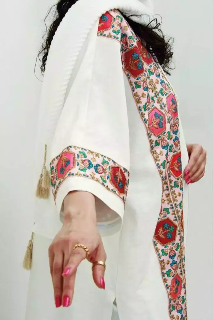 نمونه کار از ملیحه محمدی
